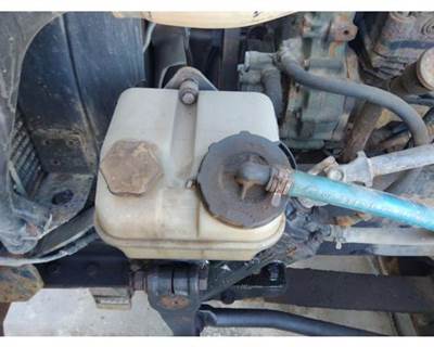 Freightliner Columbia 112 Power Steering Reservoir