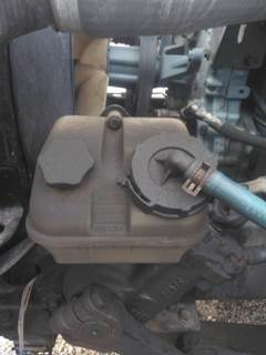 Freightliner Columbia 120 Left Power Steering Reservoir