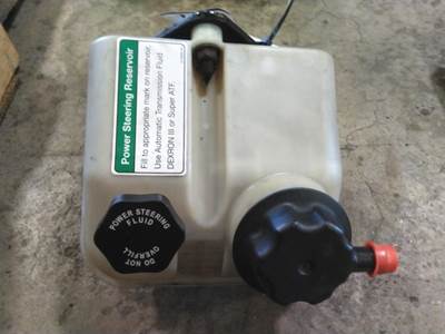 Freightliner M2 106 Power Steering Reservoir