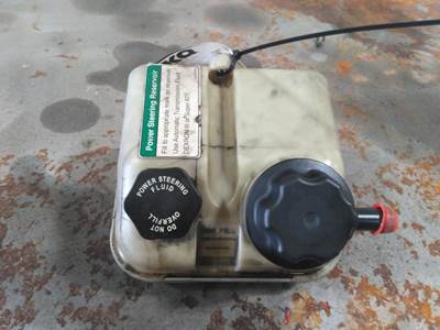 Freightliner M2 106 Power Steering Reservoir