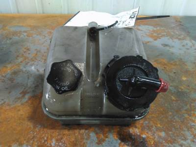 Freightliner M2 106 Power Steering Reservoir