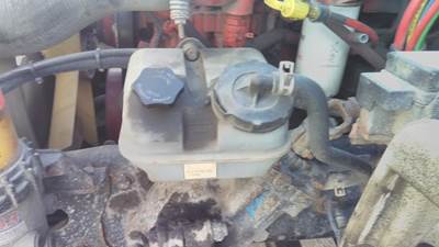 Freightliner M2 106 Power Steering Reservoir