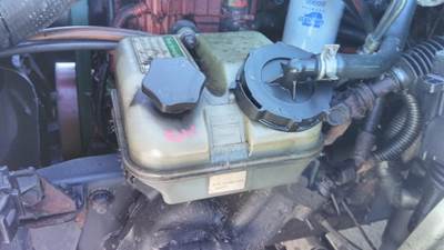 Freightliner M2 106 Left Power Steering Reservoir