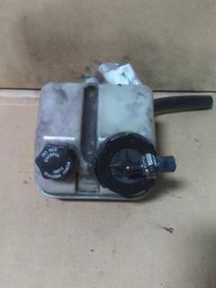 Freightliner M2 106 Left Power Steering Reservoir