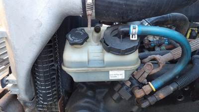 Freightliner M2 106 Left Power Steering Reservoir