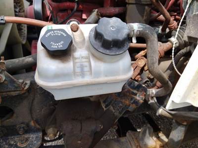 Freightliner M2 106 Power Steering Reservoir