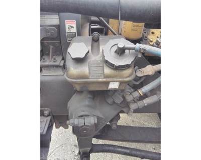Freightliner M2 106 Power Steering Reservoir
