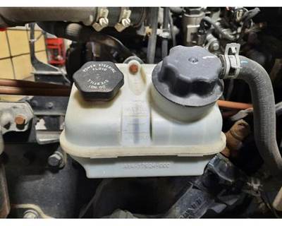 Freightliner M2 106 Left Power Steering Reservoir