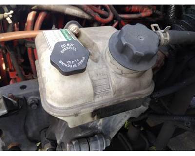 Freightliner M2 106 Left Power Steering Reservoir