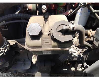 Freightliner M2 106 Power Steering Reservoir