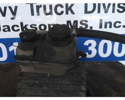 Freightliner M2 106 Left Power Steering Reservoir