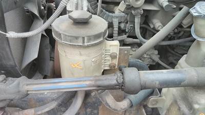 International 4300 Left Power Steering Reservoir