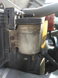 International LT Power Steering Reservoir