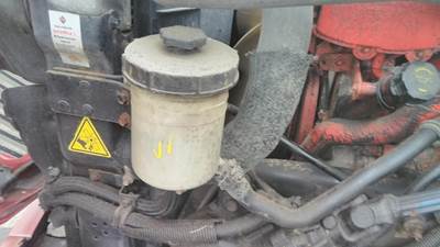 International ProStar Left Power Steering Reservoir for a International PROSTAR 122