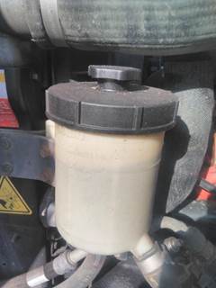 International ProStar Left Power Steering Reservoir for a International PROSTAR 122