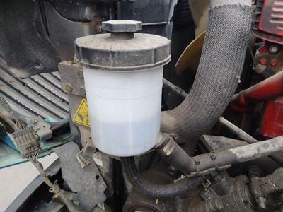 International ProStar Left Power Steering Reservoir for a International PROSTAR 113