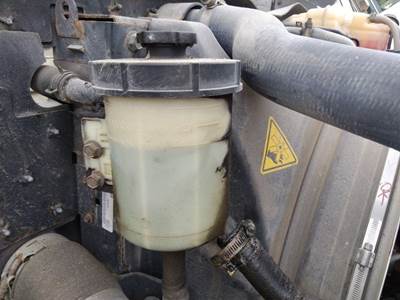 International ProStar Power Steering Reservoir for a International PROSTAR 122