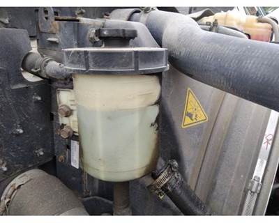 International ProStar Power Steering Reservoir for a International PROSTAR 122