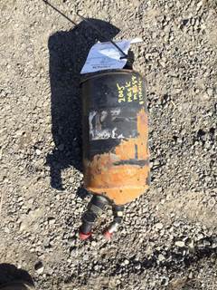 Mack MR688 Power Steering Reservoir