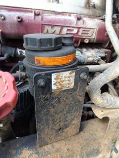 Mack Pinnacle CHU613 Left Power Steering Reservoir for a Mack CHU613