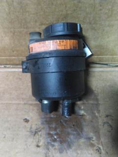 Mack Pinnacle CXU612 Left Power Steering Reservoir for a Mack CXU612