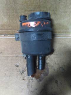 Mack Pinnacle CXU612 Power Steering Reservoir for a Mack CXU612