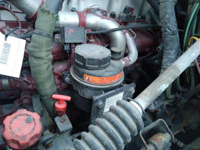 Mack Pinnacle CXU612 Power Steering Reservoir for a Mack CXU612