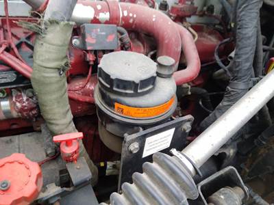 Mack Pinnacle CXU612 Left Power Steering Reservoir for a Mack CXU612
