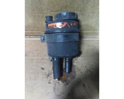 Mack Pinnacle CXU612 Power Steering Reservoir for a Mack CXU612
