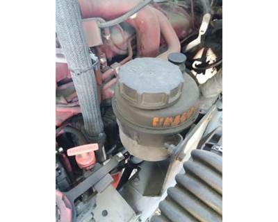 Mack Pinnacle CXU612 Left Power Steering Reservoir for a Mack CXU612
