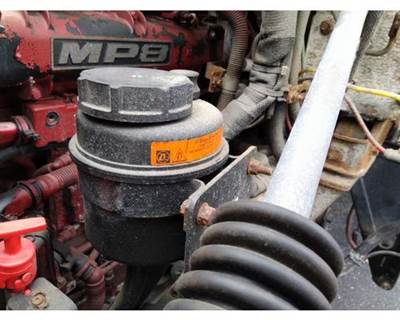 Mack Pinnacle CXU613 Power Steering Reservoir for a Mack CXU613