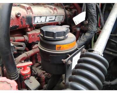Mack Pinnacle CXU613 Power Steering Reservoir for a Mack CXU613