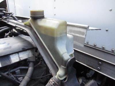 Mitsubishi Fuso FEC72S Power Steering Reservoir