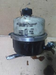 Peterbilt 579 Left Power Steering Reservoir