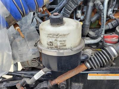 Peterbilt 579 Power Steering Reservoir