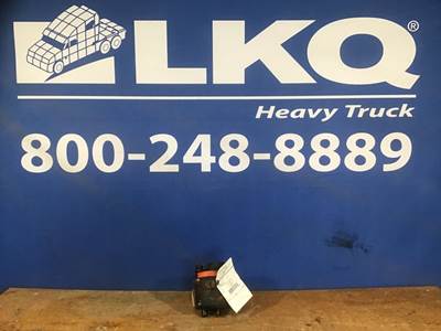 Volvo VNL Power Steering Reservoir