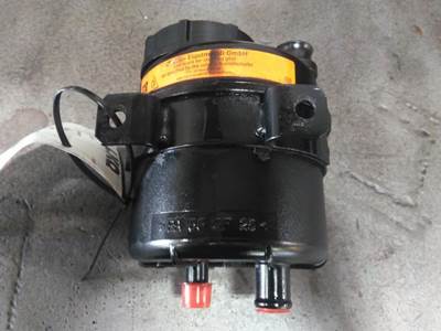 Volvo VNL Power Steering Reservoir