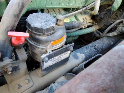 Volvo VNL Power Steering Reservoir