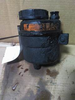 Volvo VNL Power Steering Reservoir