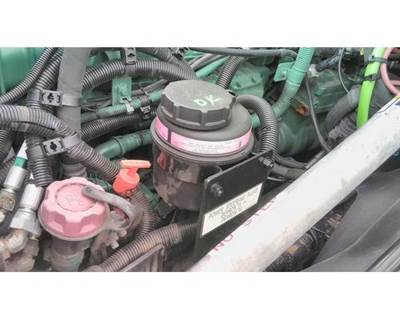 Volvo VNL Left Power Steering Reservoir