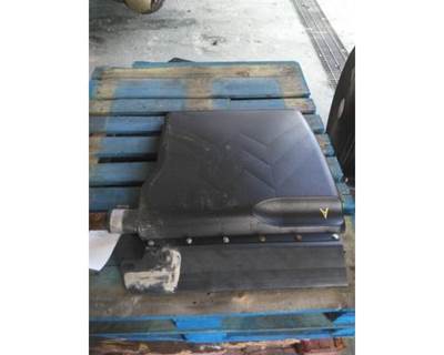 Freightliner Cascadia 125 Left Quarter Fender