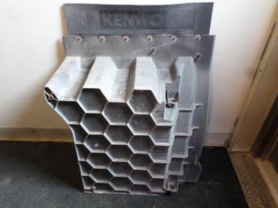 Kenworth T660 Left Quarter Fender