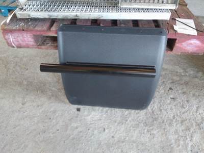 Universal Left Quarter Fender for a Universal ALL