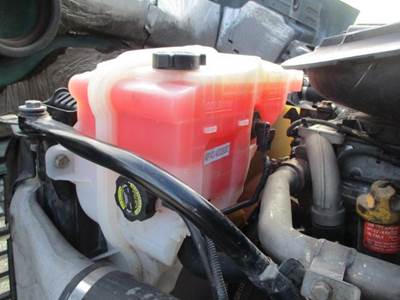 Freightliner Cascadia 113 Radiator Overflow Bottle / Surge Tank