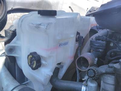 Freightliner Cascadia 113 Radiator Overflow Bottle / Surge Tank