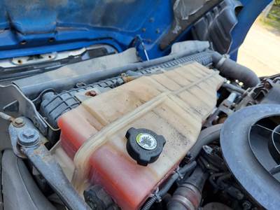 Freightliner Cascadia 113 Radiator Overflow Bottle / Surge Tank
