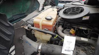 Freightliner Cascadia 113 Radiator Overflow Bottle / Surge Tank