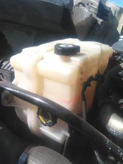 Freightliner Cascadia 113 Radiator Overflow Bottle / Surge Tank