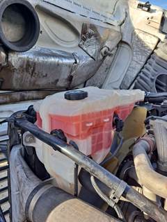 Freightliner Cascadia 125 Radiator Overflow Bottle / Surge Tank
