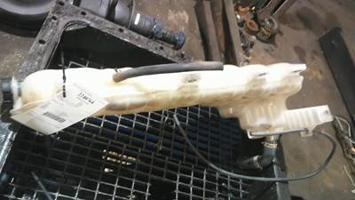 Freightliner Cascadia 125 Radiator Overflow Bottle / Surge Tank
